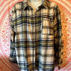 Medium - plaid flannel